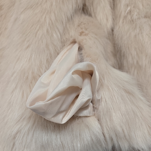 Fashion Nova Faux Fur Cropped Jacket - Beige/Cream - Picture 8 of 10